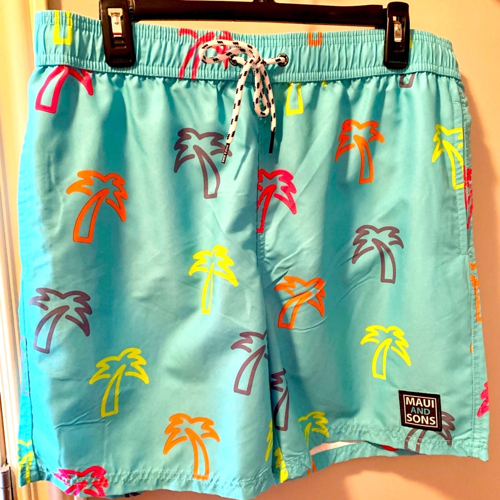 NWOT men’s swim shorts
